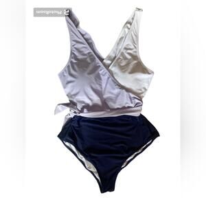 Cupshe Bathing Suit One Piece Womens Size XXL 20W-22W Vacation Purple White Swim